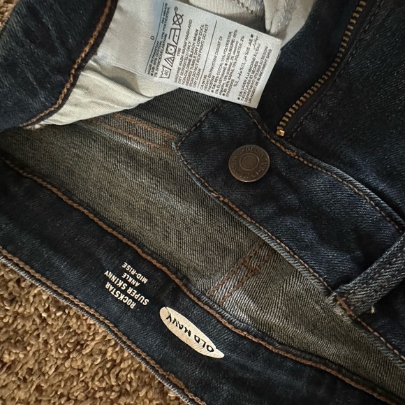 Old navy jeans size 0 super skinny - Picture 2 of 4